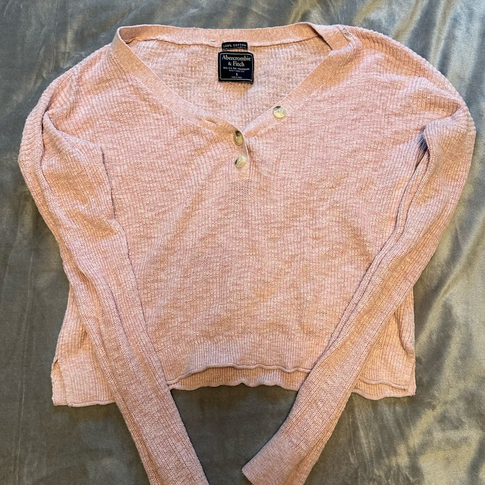 Abercrombie sweater in pink size small